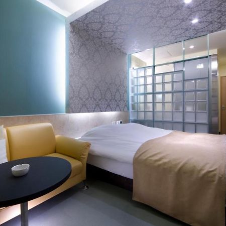 Hotel Glow Yokkaichi (Adults Only) Екстериор снимка
