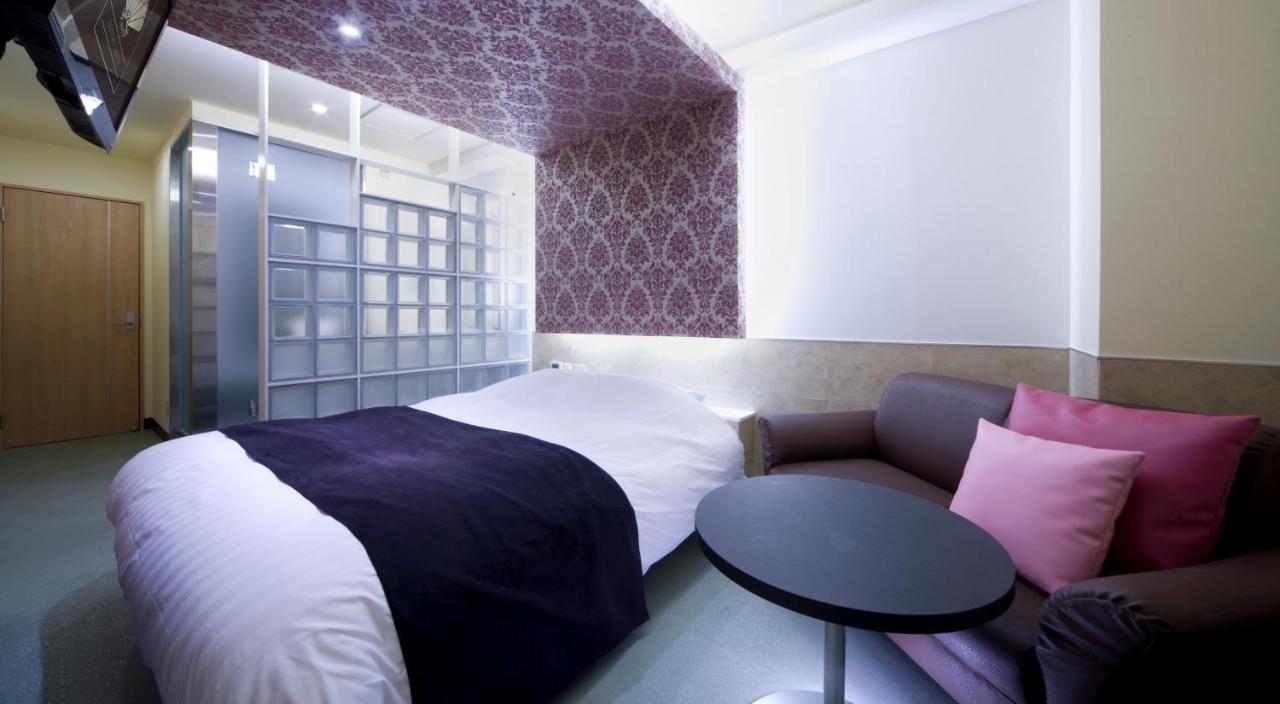 Hotel Glow Yokkaichi (Adults Only) Екстериор снимка