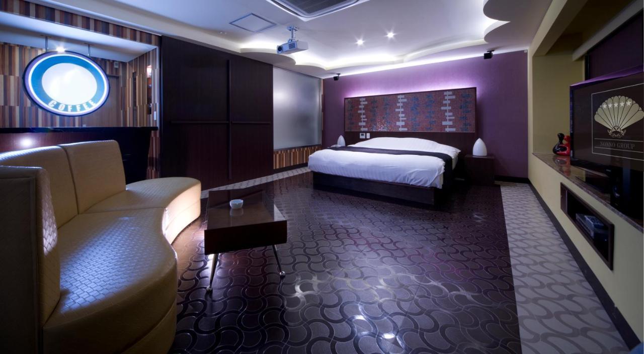 Hotel Glow Yokkaichi (Adults Only) Екстериор снимка