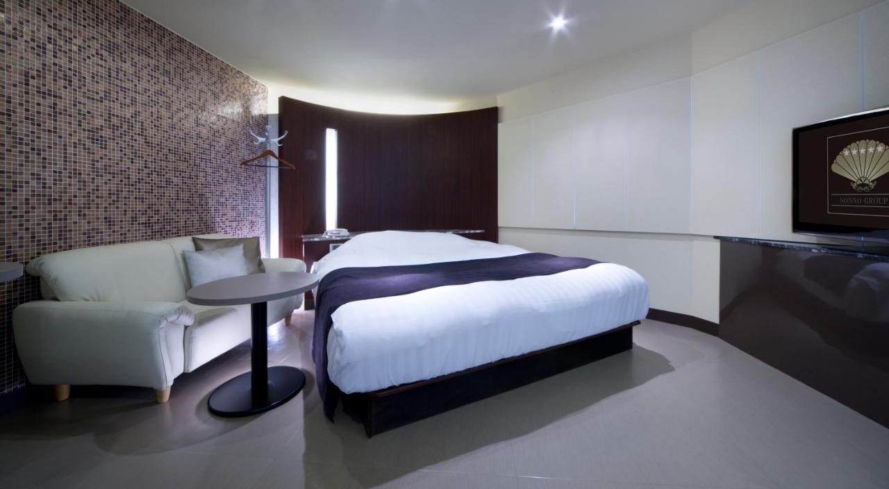 Hotel Glow Yokkaichi (Adults Only) Екстериор снимка