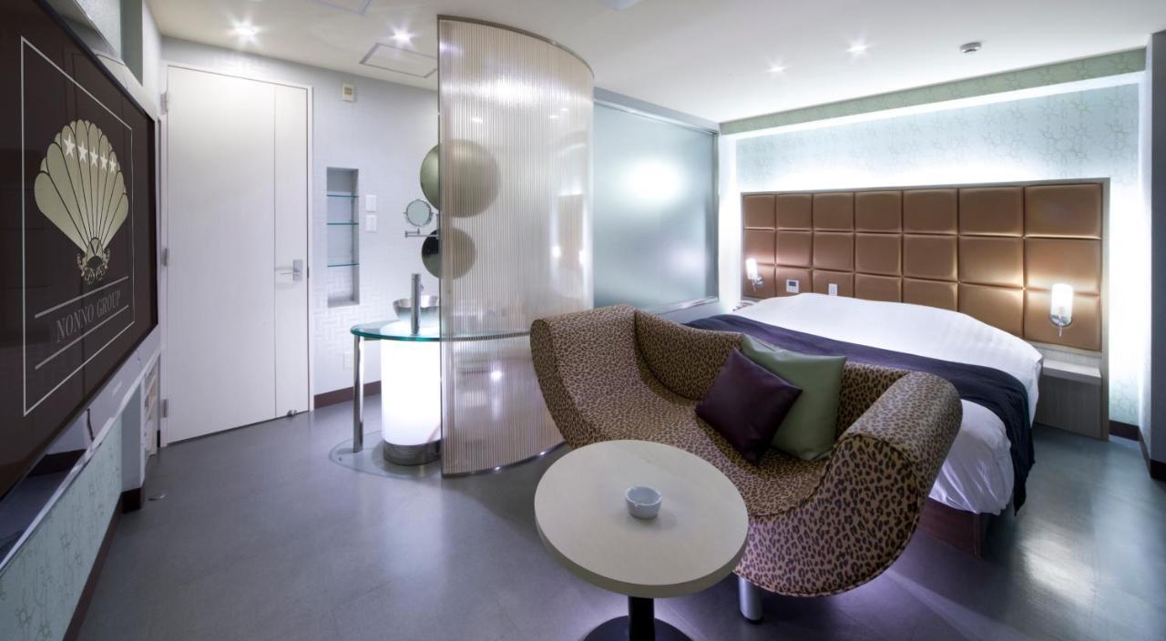 Hotel Glow Yokkaichi (Adults Only) Екстериор снимка